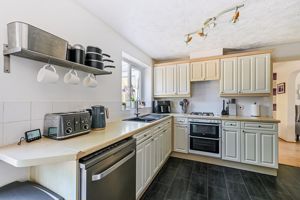 Kitchen- click for photo gallery